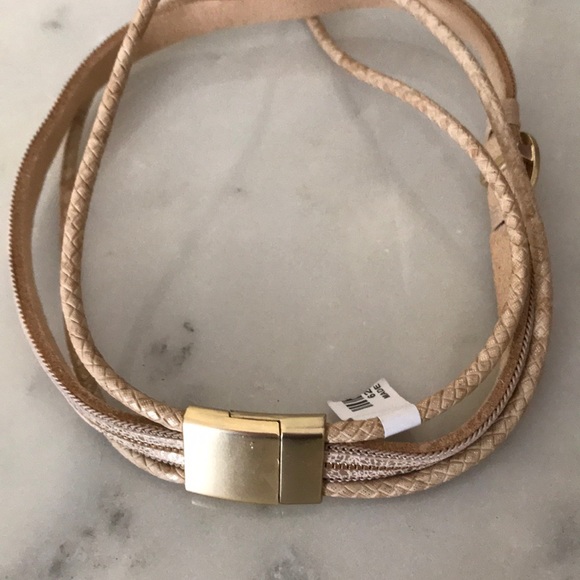 Francesca’s Double loop bracelet - Picture 2 of 3